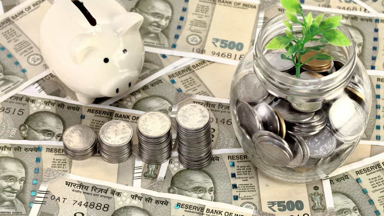 PPF: NRI കള്ക്ക് പിപിഎഫ് ബെസ്റ്റാണ്; പോസ്റ്റ് ഓഫീസ് സേവിങ്സ് പദ്ധതിയെ കുറിച്ചറിയാം PPF: NRI കള്ക്ക് പിപിഎഫ് ബെസ്റ്റാണ്; പോസ്റ്റ് ഓഫീസ് സേവിങ്സ് പദ്ധതിയെ കുറിച്ചറിയാം