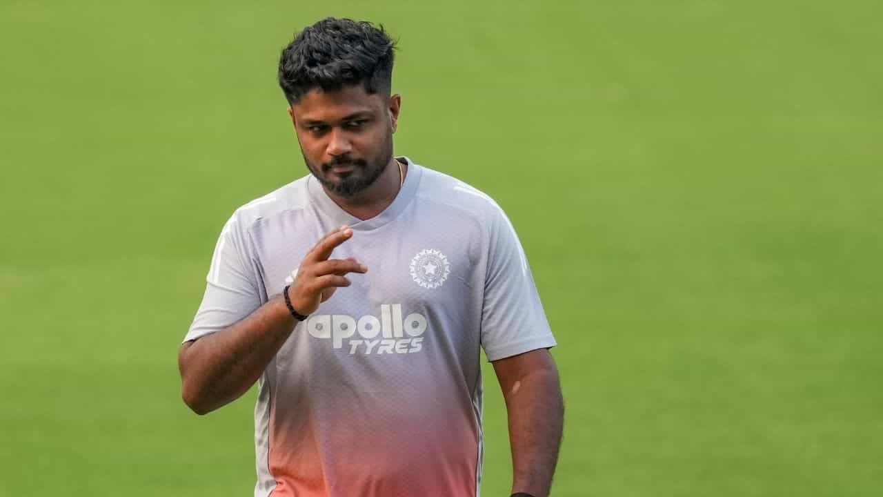 Sanju Samson: അവസരം നഷ്ടപ്പെട്ടു...സഞ്ജുവിന്റെ ജീവിതം മാറ്റിമറിച്ച് പിതാവിന്റെ തീരുമാനം Sanju Samson: അവസരം നഷ്ടപ്പെട്ടു...സഞ്ജുവിന്റെ ജീവിതം മാറ്റിമറിച്ച് പിതാവിന്റെ തീരുമാനം
