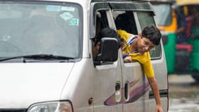 ഇന്നും വീട്ടിലിരിക്കാം, വിവിധയിടങ്ങളിലെ സ്കൂളുകൾക്ക് അവധി