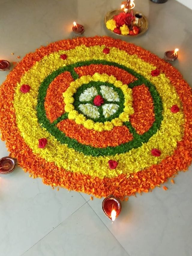 തൃക്കേട്ടയില്‍ കാലുള്ള പൂക്കളം! ഇങ്ങനെ ഒരുക്കൂ