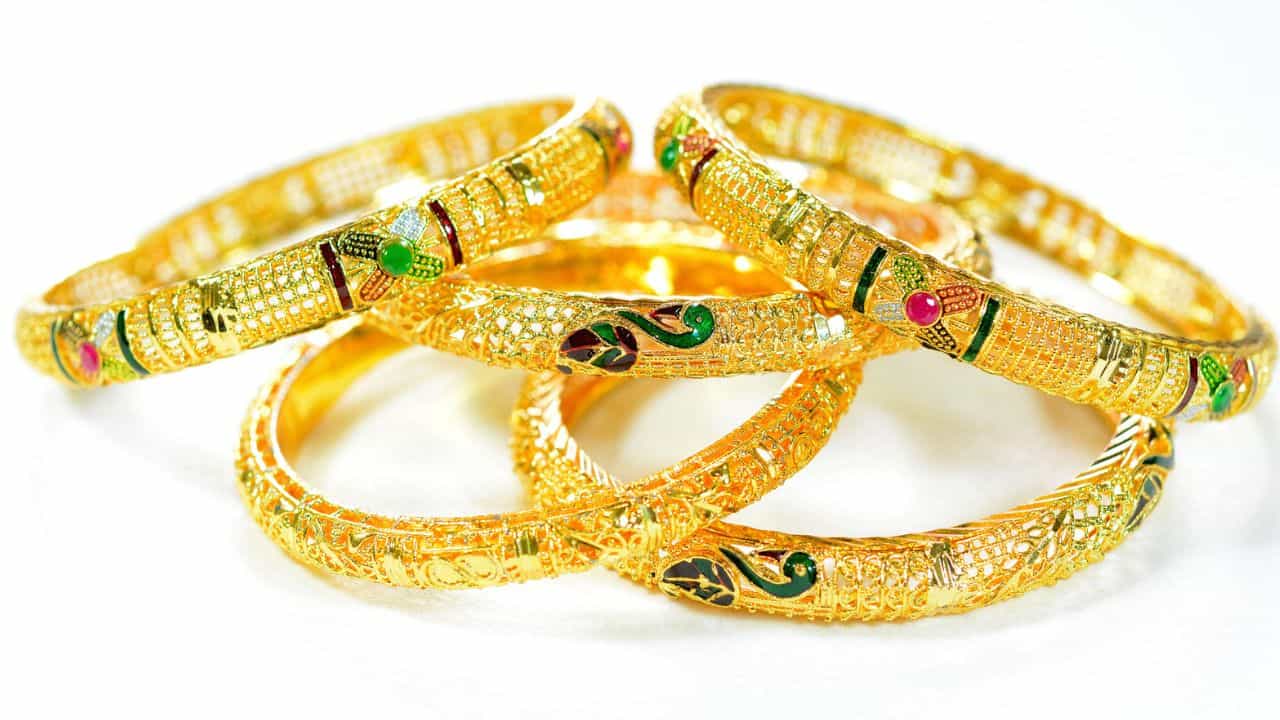 Kerala Gold Rate: വേഗം പൈസ റെഡിയാക്കിക്കോ, സ്വർണവില കുറഞ്ഞു; ഇന്ന് പവന് എത്ര?