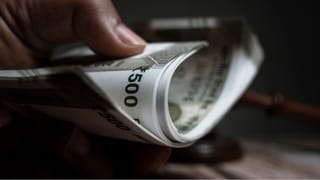 8th Pay Commission: 3.0xൽ ജീവനക്കാർക്ക് ശമ്പളം മൂന്നിരട്ടി! 8-ാം ശമ്പള കമ്മീഷനിൽ വൻ നേട്ടം