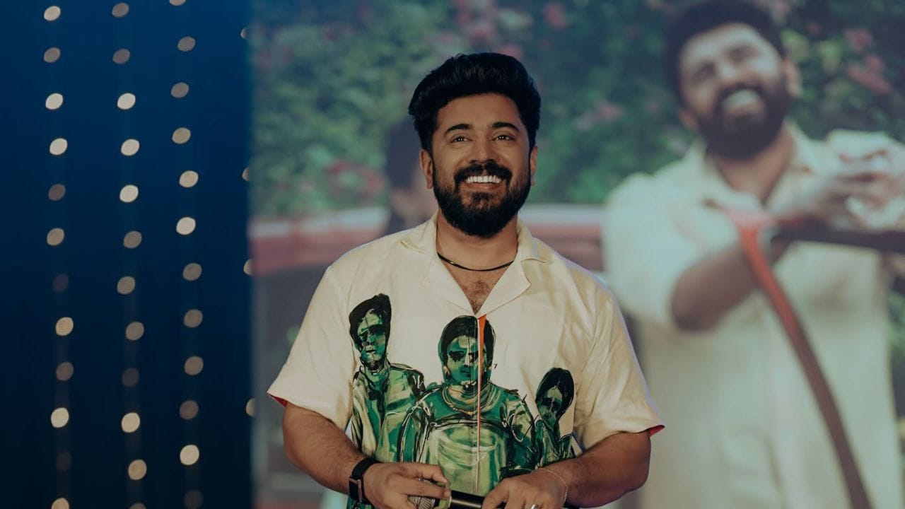 വളരെ സ്വാഭാവികമായി അഭിനയിക്കാനാണ് സംവിധായകൻ ഗിരീഷ് എപ്പോഴും ആവശ്യപ്പെട്ടതെന്നും നിവിൻ ഓർത്തെടുത്തു. സാധാരണ വീടുകളിൽ ആളുകൾ സംസാരിക്കുന്നത് പോലെ സ്വാഭാവികമായി പെരുമാറാനാണ് സംവിധായകൻ നിർദ്ദേശിച്ചത്. അദ്ദേഹത്തിൻ്റെ മനസ്സിലുണ്ടായിരുന്ന മീറ്ററിന് അനുസരിച്ചാണ് ഓരോ രംഗവും അഭിനയിച്ചത് എന്നും നിവിൻ പോളി പറഞ്ഞിരുന്നു.