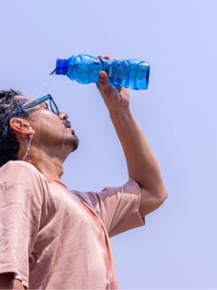 ഐസ്ക്രീം അല്ല, കൊടുംചൂടിൽ കഴിക്കേണ്ട ഭക്ഷണങ്ങൾ...