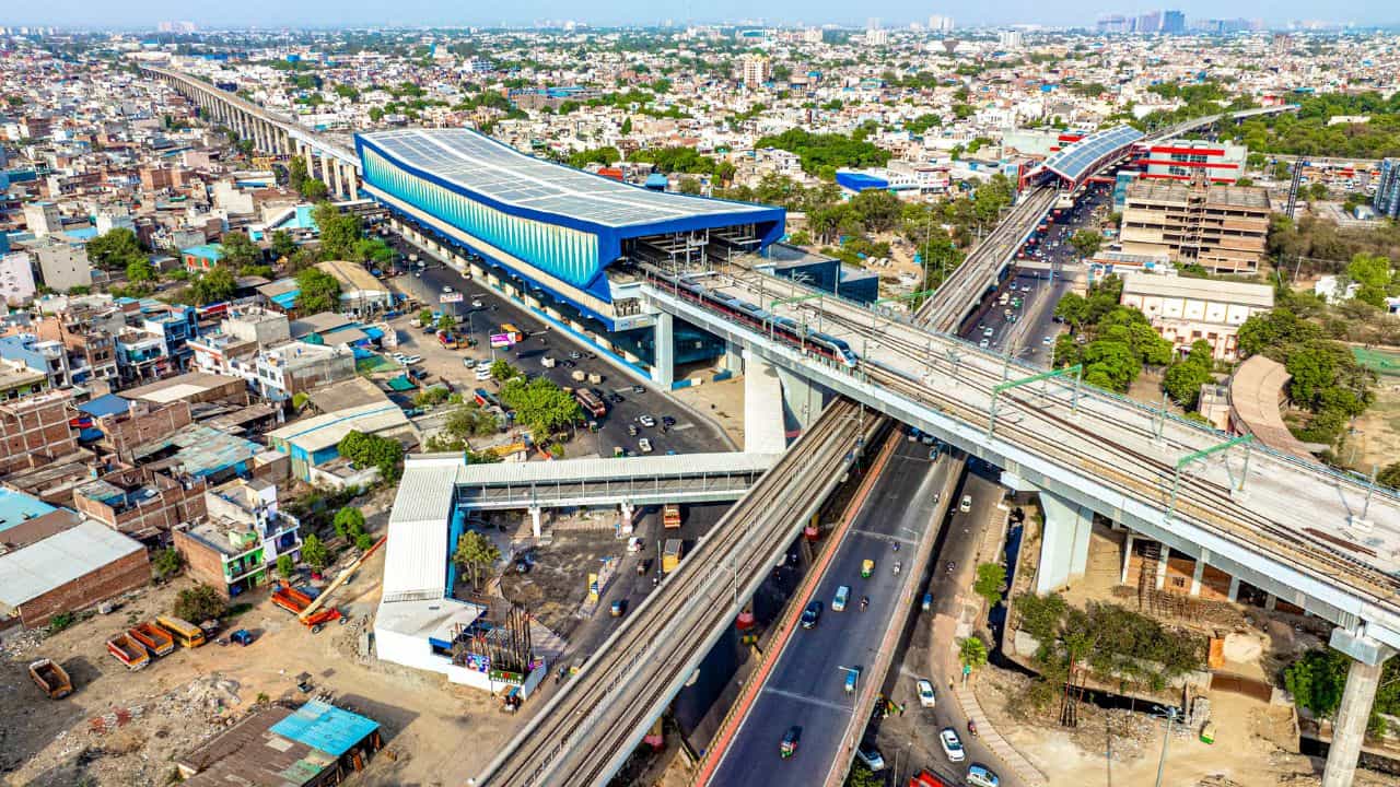 Chennai Metro: ചെന്നൈ മെട്രോ യാത്രക്കാർക്ക് പുതിയ പാത; പൂനമല്ലി–വടപളനി ഉദ്ഘാടനം ഒക്ടോബർ 11ന് Chennai Metro: ചെന്നൈ മെട്രോ യാത്രക്കാർക്ക് പുതിയ പാത; പൂനമല്ലി–വടപളനി ഉദ്ഘാടനം ഒക്ടോബർ 11ന്