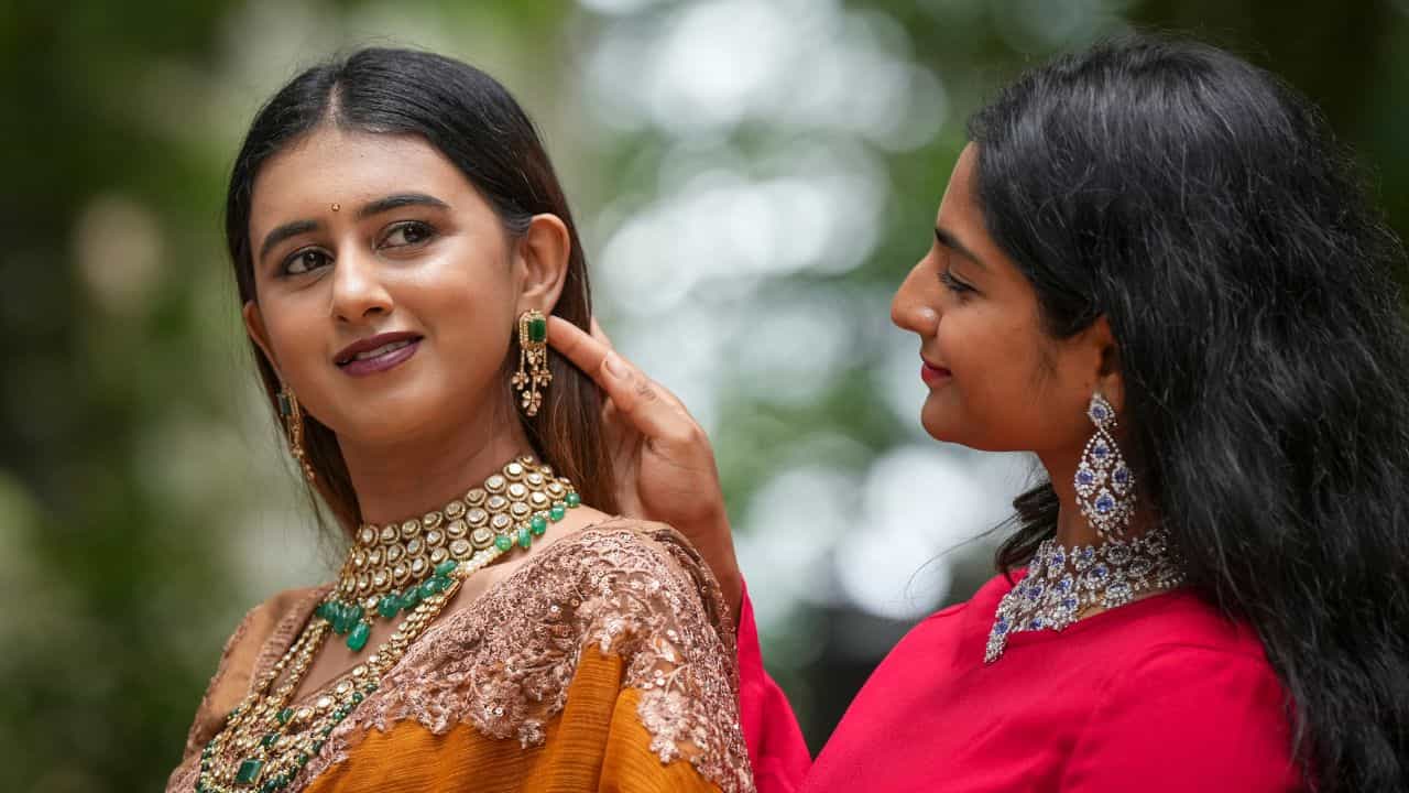 Kerala Gold Rate: കേരളത്തിലെ സ്വര്‍ണവില; തിങ്കളാഴ്ച പൊന്ന് വാങ്ങിയാല്‍ ഇരട്ടി വാങ്ങാം