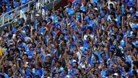 കാര്യവട്ടത്തെ ഗാലറികള്‍ നിറച്ച് ആരാധകര്‍; കേരളത്തിലേക്ക് കൂടുതല്‍