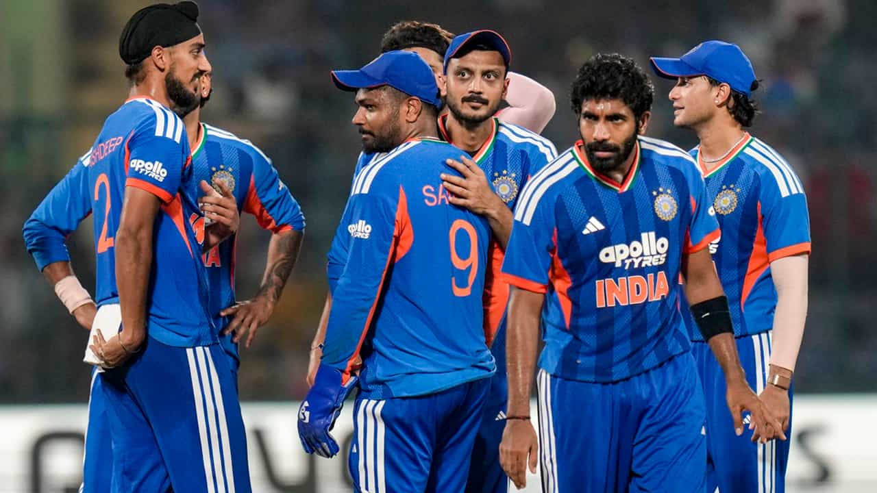 IND vs NZ ODI: കടുത്ത ഷെഡ്യൂള്‍ വില്ലനായി; ഏകദിന ടീമില്‍ മാറ്റങ്ങള്‍ക്ക് സാധ്യത; സഞ്ജുവിന് വിളിയെത്തുമോ?