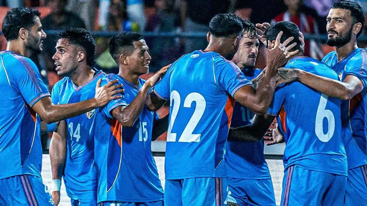 India vs Brazil: ഓസ്ട്രേലിയയെ തീര്ത്തുവിട്ടു; കാനറിപ്പട ഇനി ഇന്ത്യയിലേക്ക്; പൊരുതാനുറച്ച് ബ്ലൂ ടൈഗേഴ്സ് India vs Brazil: ഓസ്ട്രേലിയയെ തീര്ത്തുവിട്ടു; കാനറിപ്പട ഇനി ഇന്ത്യയിലേക്ക്; പൊരുതാനുറച്ച് ബ്ലൂ ടൈഗേഴ്സ്