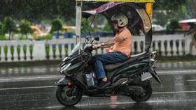 സംസ്ഥാനത്ത് ഇന്നും ഇടിമിന്നലോട് കൂടി മഴ; ഈ ജില്ലക്കാർ സൂക്ഷിക്കുക