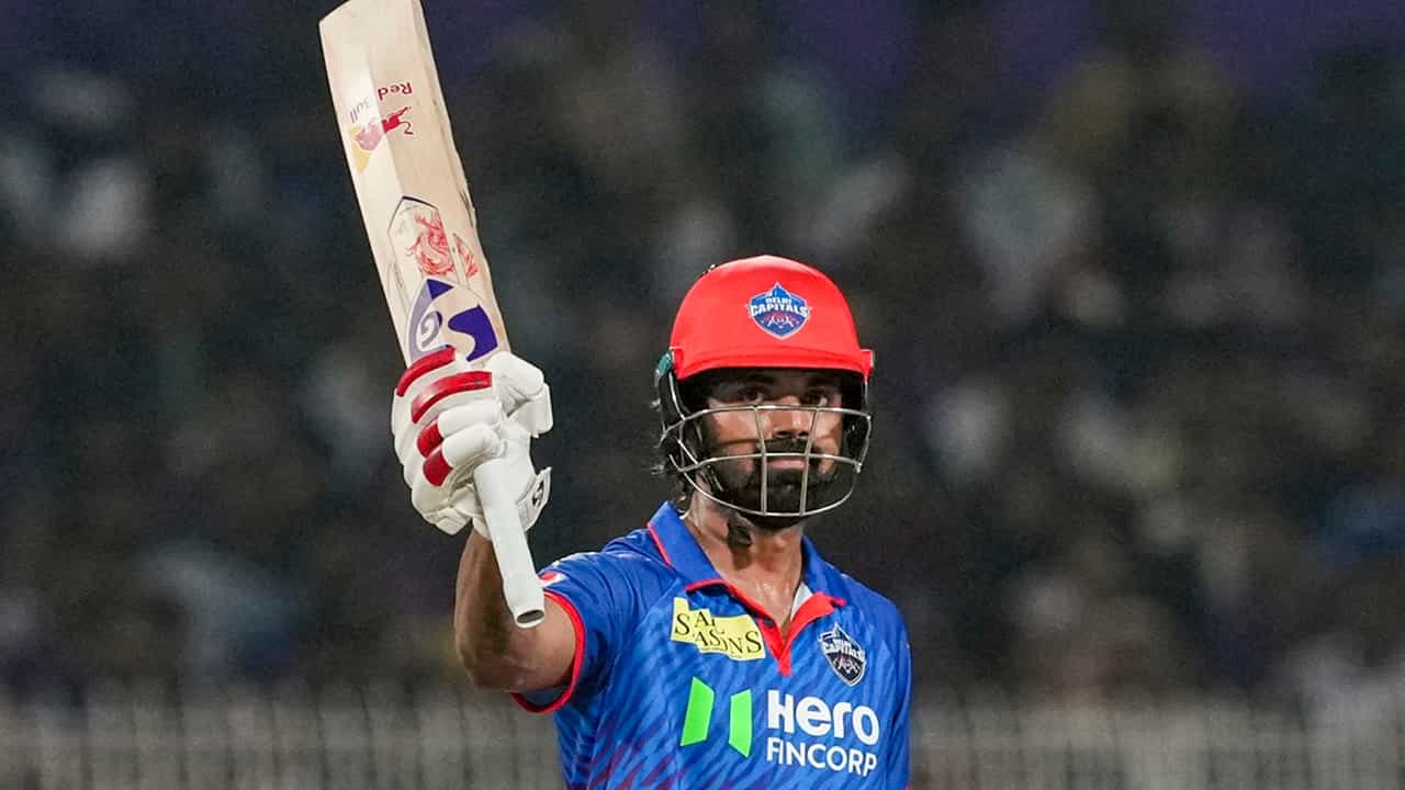 IPL 2027: രാഹുൽ എങ്ങോട്ടും പോകുന്നില്ല! അഭ്യൂഹങ്ങൾക്ക് പൂട്ടിട്ട് പാർത്ഥ് ജിൻഡാൽ; കെഎല് ഡൽഹിയുടെ ക്ലച്ച് താരം IPL 2027: രാഹുൽ എങ്ങോട്ടും പോകുന്നില്ല! അഭ്യൂഹങ്ങൾക്ക് പൂട്ടിട്ട് പാർത്ഥ് ജിൻഡാൽ; കെഎല് ഡൽഹിയുടെ ക്ലച്ച് താരം