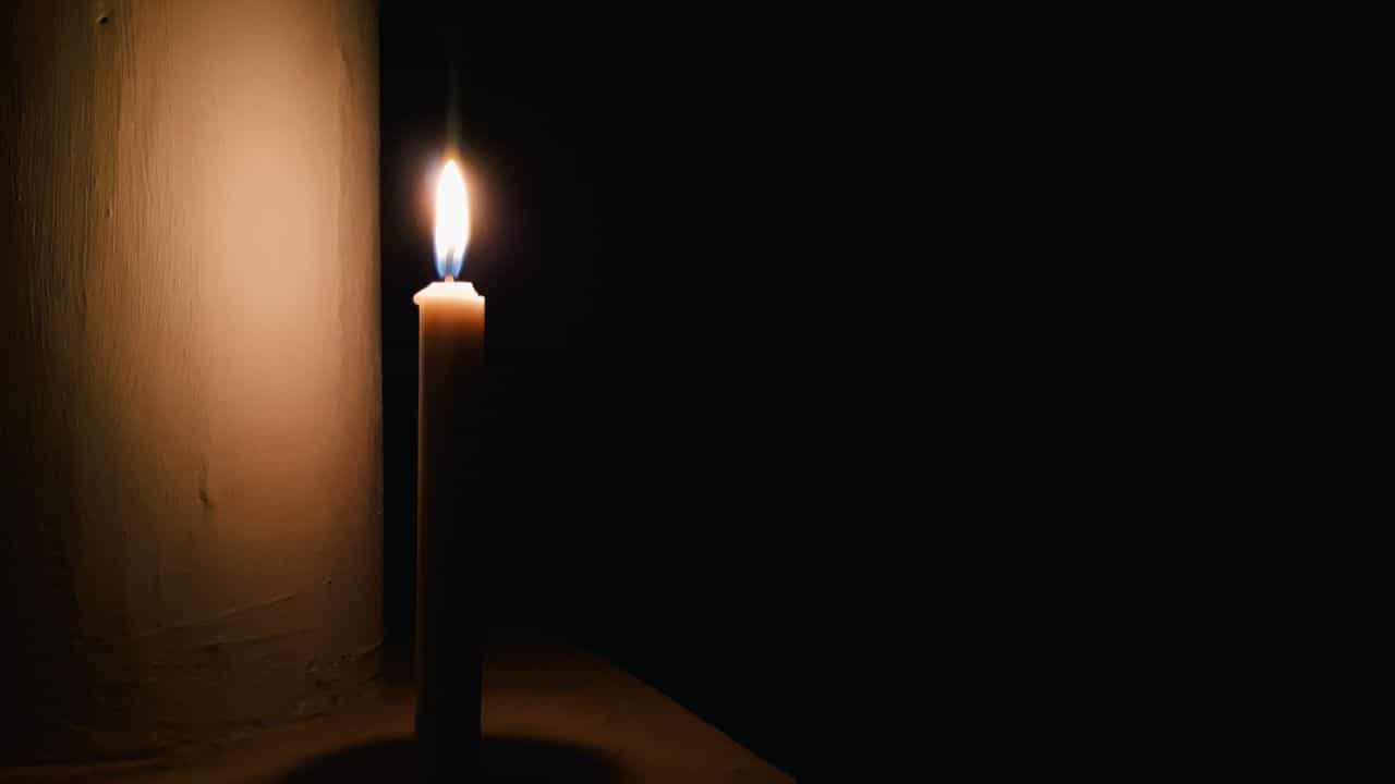 Kerala Power Cut: പ്രതിസന്ധിക്ക് പരിഹാരമായില്ല; സംസ്ഥാനത്ത് ഇന്ന് രാത്രിയും വൈദ്യുതി നിയന്ത്രണത്തിന് സാധ്യത Kerala Power Cut: പ്രതിസന്ധിക്ക് പരിഹാരമായില്ല; സംസ്ഥാനത്ത് ഇന്ന് രാത്രിയും വൈദ്യുതി നിയന്ത്രണത്തിന് സാധ്യത