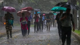 മഴയോ വെയിലോ? സംസ്ഥാനത്തെ ഇന്നത്തെ കാലാവസ്ഥ അറിയാം