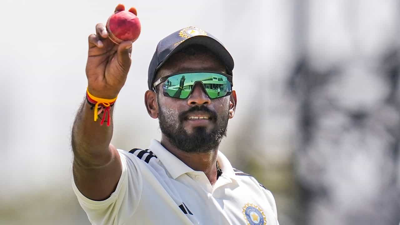 MD Nidheesh: പ്രായം മാത്രം വെല്ലുവിളി! ഇന്ത്യന് ടീമിലെത്തുമോ നിധീഷ്? MD Nidheesh: പ്രായം മാത്രം വെല്ലുവിളി! ഇന്ത്യന് ടീമിലെത്തുമോ നിധീഷ്?