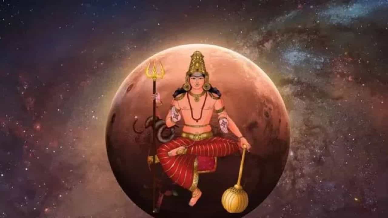 Mars Transit: സെപ്റ്റംബർ 18ന് ചൊവ്വ സംക്രമിക്കുന്നു! തുലാം ഉൾപ്പെടെ നാല് രാശിക്കാരുടെ നിർഭാഗ്യങ്ങൾ ഒഴിയുന്നു Mars Transit: സെപ്റ്റംബർ 18ന് ചൊവ്വ സംക്രമിക്കുന്നു! തുലാം ഉൾപ്പെടെ നാല് രാശിക്കാരുടെ നിർഭാഗ്യങ്ങൾ ഒഴിയുന്നു