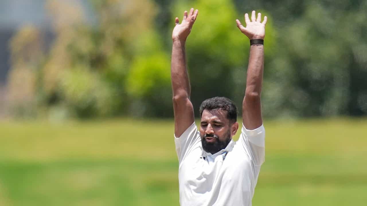 Mohammed Shami: നൂറാം ഫസ്റ്റ് ക്ലാസ് മത്സരത്തിന് തയ്യാറെടുത്ത് ഷമി; താരത്തിന് ആദരം
