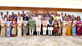 അധ്യാപകർ ഭാവി തലമുറയുടെ ശില്പികൾ; ദേശീയ അധ്യാപക പുരസ്കാര...