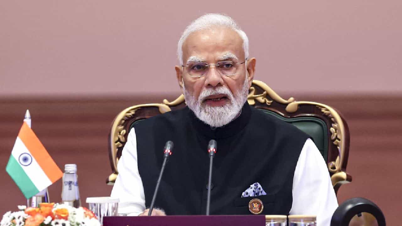 ബ്രിക്സ് ആർക്കും എതിരല്ല, എല്ലാവരെയും ഒന്നിച്ച് കൊണ്ടുപോകാനാണ് ശ്രമം: പ്രധാനമന്ത്രി നരേന്ദ്ര മോദി ബ്രിക്സ് ആർക്കും എതിരല്ല, എല്ലാവരെയും ഒന്നിച്ച് കൊണ്ടുപോകാനാണ് ശ്രമം: പ്രധാനമന്ത്രി നരേന്ദ്ര മോദി