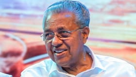 'ശമ്പള പരിഷ്കരണം അട്ടിമറിക്കാൻ നീക്കം'; പിണറായി വിജയൻ