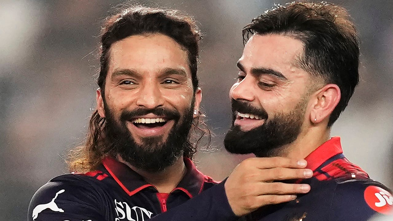 പടിദാറിന്റെ നേതൃത്വത്തിൽ 2025-ൽ ആർസിബി തങ്ങളുടെ കന്നി ഐപിഎൽ കിരീടം സ്വന്തമാക്കി. 2026-ൽ അത് നിലനിർത്തുകയും ചെയ്തു. 18 സീസണുകളായി ആർസിബി കാത്തിരുന്ന ആ ഐപിഎൽ ട്രോഫി ടീമിന് നേടിക്കൊടുത്തുകൊണ്ട് പടിദാർ തന്റെ നേതൃഗുണം തെളിയിച്ചു.