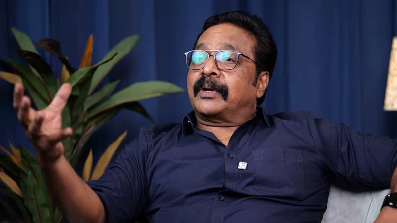 Renji Panicker : വിചാരിക്കുന്നത് പോലെയല്ല, മാസ്സ് സിനിമകളിൽ കൈയ്യടി വരുന്നത് ഇവിടെയാണ് - രൺജി പണിക്കർ Renji Panicker : വിചാരിക്കുന്നത് പോലെയല്ല, മാസ്സ് സിനിമകളിൽ കൈയ്യടി വരുന്നത് ഇവിടെയാണ് - രൺജി പണിക്കർ