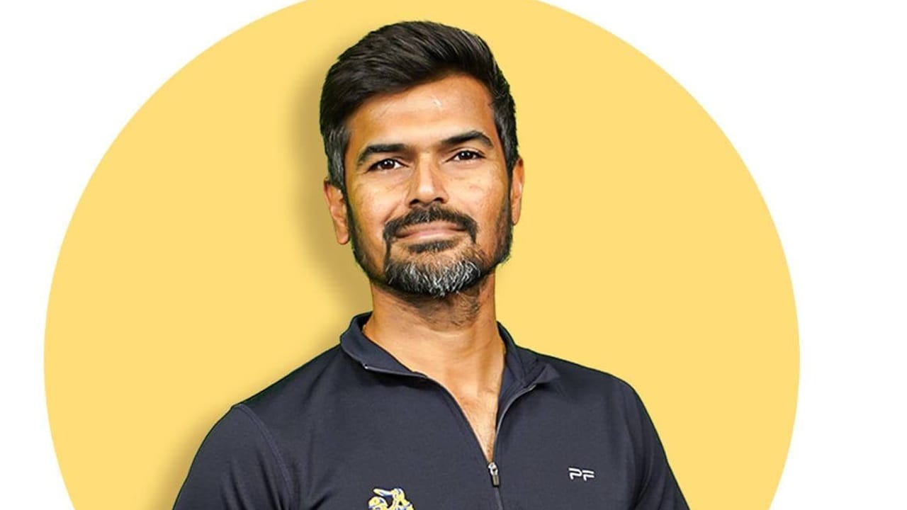 മുഖ്യപരിശീലകൻ ഗൗതം ഗംഭീറിന്റെ വ്യക്തിപരമായ താൽപ്പര്യങ്ങളും മുൻഗണനകളുമാകാം ഈ തിരഞ്ഞെടുപ്പിന് പിന്നിൽ എന്ന് അദ്ദേഹം അഭിപ്രായപ്പെട്ടു. സുന്ദർ ഉൾപ്പെടെയുള്ള ചില താരങ്ങള്‍ക്ക് തുടര്‍ച്ചയായി അവസരം ലഭിക്കുന്നതിനെതിരെ ബദരീനാഥ് വിമര്‍ശനം ഉന്നയിച്ചു. ഒരു ബൗളിങ്‌ ഓൾറൗണ്ടർ എന്ന നിലയിൽ റെഡ്ഡിയുടെ യോഗ്യതയിൽ അദ്ദേഹം സംശയം പ്രകടിപ്പിക്കുകയും ചെയ്തു.