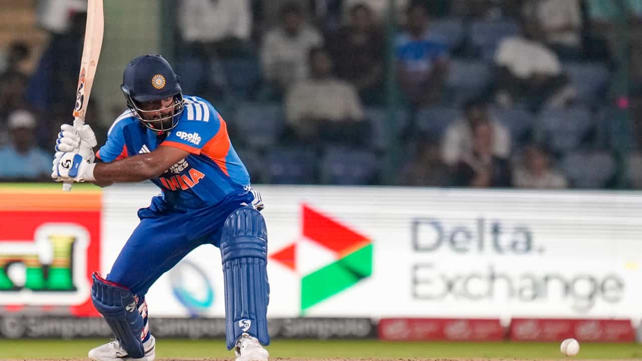 Sanju Samson: സെലക്ഷന് കമ്മിറ്റിയുടെ തലപ്പത്തേക്ക് പ്രഗ്യാന് ഓജ; സഞ്ജുവിന് ഏകദിനത്തിലേക്ക് വിളിയെത്തുമോ? Sanju Samson: സെലക്ഷന് കമ്മിറ്റിയുടെ തലപ്പത്തേക്ക് പ്രഗ്യാന് ഓജ; സഞ്ജുവിന് ഏകദിനത്തിലേക്ക് വിളിയെത്തുമോ?