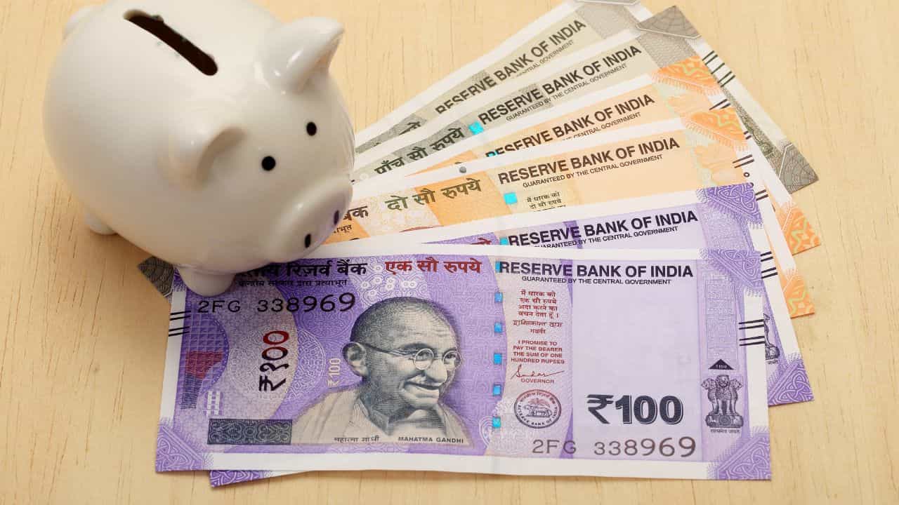 Senior Citizen Savings Scheme: 3 മാസം കൂടുമ്പോൾ അക്കൗണ്ടിലെത്തും 57,400 രൂപ! ഇതുവരെയും ചേർന്നില്ലേ...