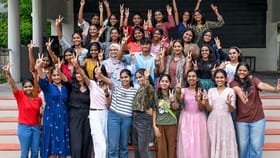 സ്‌കൂളില്‍ പോകേണ്ടാ...അവധിയാണ് മക്കളേ; വീട്ടിലിരിക്കാം ആഘോഷിക്കാം