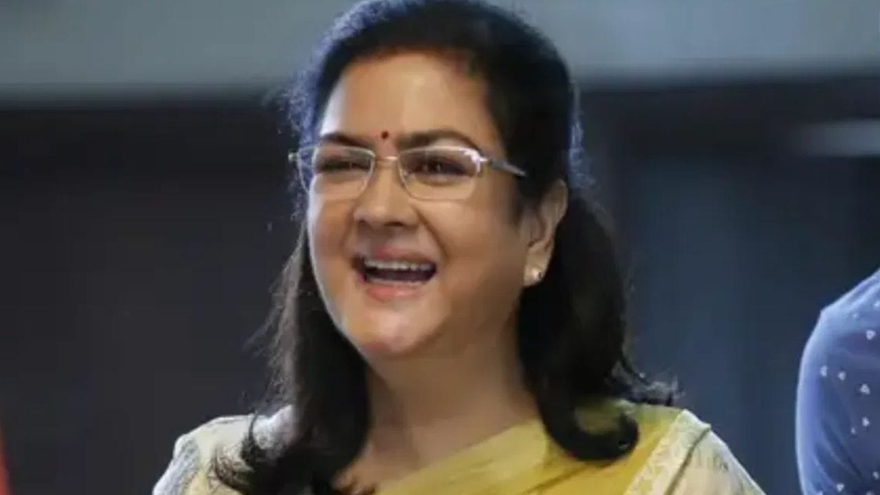 ഈ സിനിമകളിൽ എല്ലാം അഭിനയിച്ചു കഴിഞ്ഞതിനു ശേഷം കുഞ്ചാക്കോ ബോബനു പിന്നീട് കരിയറിൽ തിരിഞ്ഞു നോക്കേണ്ടി വന്നിട്ടില്ല എന്നാണ്  ഉർവശി പറയുന്നത്. താരത്തിന്റെ ഈ വെളിപ്പെടുത്തലിൽ പലരും പ്രതികരണങ്ങളുമായി എത്തുന്നുണ്ട്.