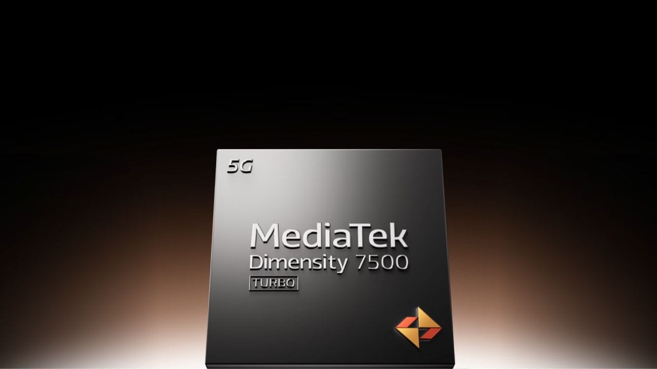 ഡിസ്പ്ലേ, പ്രോസസർ: 144Hz റിഫ്രഷ് റേറ്റുള്ള 6.83-ഇഞ്ച് (2800 × 1260 പിക്സലുകൾ) 1.5K 3D കർവ്ഡ് AMOLED ഡിസ്പ്ലേ ആണ് ഇതിലുള്ളത്. ഇത് 20:9 ആസ്പക്ട് റേഷ്യോ, 2000 നിറ്റ്സ് വരെ പീക്ക് ബ്രൈറ്റ്നസ്, HDR10+ എന്നിവ സഹിതം എത്തുന്നു. 2.6GHz ഒക്ട കോർ മീഡിയടെക് ഡൈമെൻസിറ്റി 7500 ടർബോ 4nm പ്രൊസസർ ആണ് ഈ വിവോ T5 5ജിയുടെ കരുത്ത്.