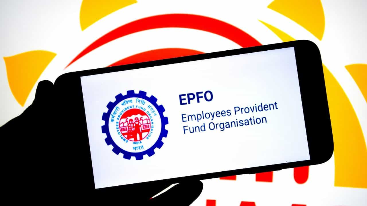 EPFO: ഇനി പിഎഫ് ബാലൻസും ക്ലെയിം സ്റ്റാറ്റസും വാട്ട്‌സ്ആപ്പിൽ ലഭിക്കും! എങ്ങനെ?