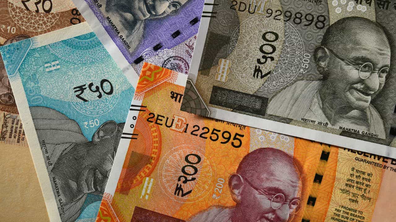 8th Pay Commission: ഇനി വെറും 8 മാസം! എട്ടാം ശമ്പള കമ്മീഷൻ റിപ്പോർട്ടിൽ എന്തെല്ലാം? 8th Pay Commission: ഇനി വെറും 8 മാസം! എട്ടാം ശമ്പള കമ്മീഷൻ റിപ്പോർട്ടിൽ എന്തെല്ലാം?