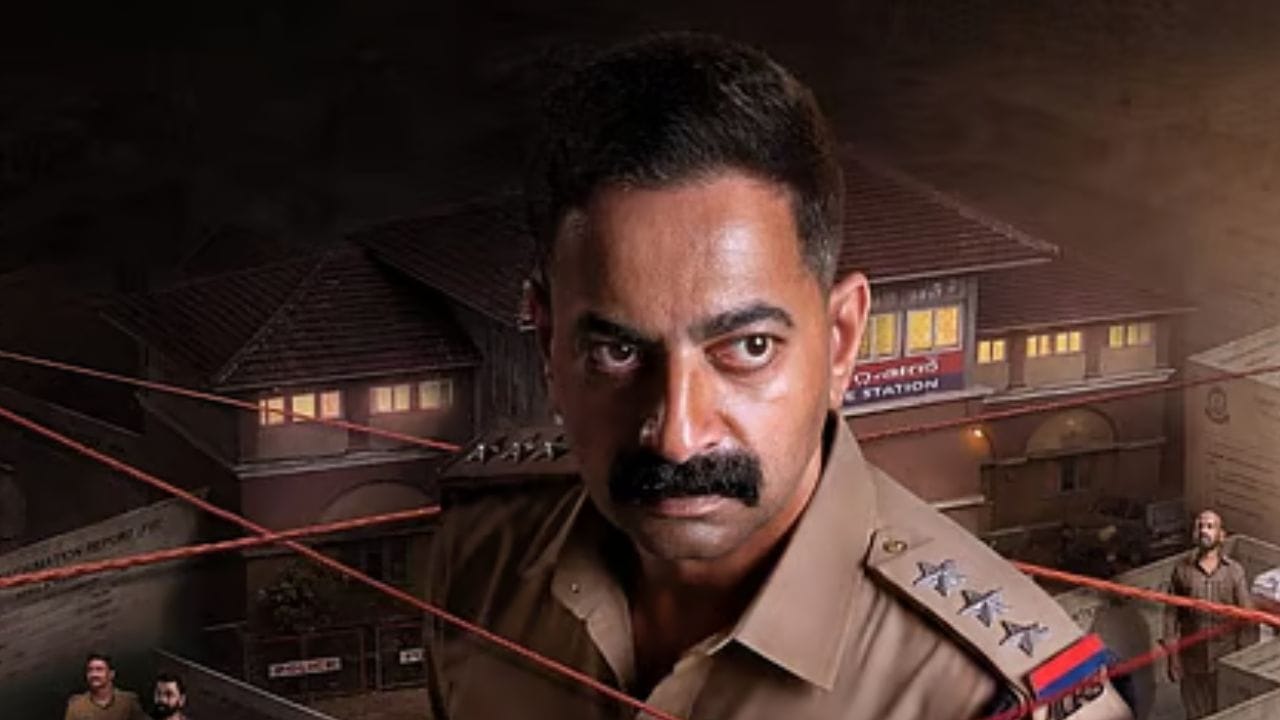 ഒക്ടോബർ അവസാനത്തോടെയാണ് ആരം ഒടിടിയിൽ എത്തുന്നത്. സോണി ലിവിലാണ് ചിത്രം സ്ട്രീം ചെയ്യുന്നത്. സൈജു കുറുപ്പ്, സിദ്ദിഖ്, അസ്കർ അലി, സുധീഷ്, അഞ്ജു കുര്യൻ എന്നിവരാണ് ചിത്രത്തിൽ പ്രധാന വേഷത്തിലെത്തിയത്.