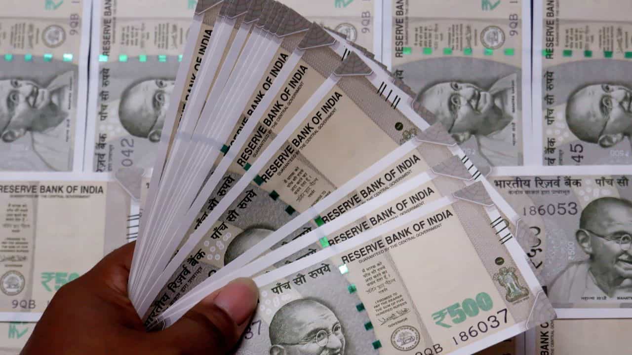 8th Pay Commission: 15 വർഷം വേണ്ട, 10 വർഷം മതി; വിരമിച്ചവര്ക്ക് മുഴുവന് പെന്ഷന് നേരത്തേ ലഭിക്കും? 8th Pay Commission: 15 വർഷം വേണ്ട, 10 വർഷം മതി; വിരമിച്ചവര്ക്ക് മുഴുവന് പെന്ഷന് നേരത്തേ ലഭിക്കും?