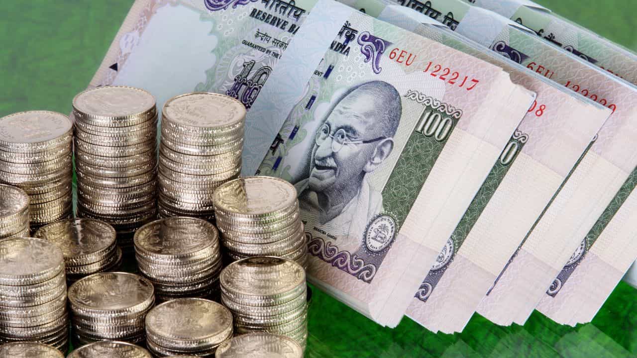 DA Hike 2026: ഡിഎയും ശമ്പളവും കൂട്ടി സർക്കാർ; 4,000 ജീവനക്കാർക്ക് 52 കോടിയുടെ ആനുകൂല്യം DA Hike 2026: ഡിഎയും ശമ്പളവും കൂട്ടി സർക്കാർ; 4,000 ജീവനക്കാർക്ക് 52 കോടിയുടെ ആനുകൂല്യം