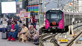 ഡൽഹിയിൽ റദ്ദാക്കിയ ട്രെയിൻ സർവീസുകൾ പുനഃസ്ഥാപിച്ചു