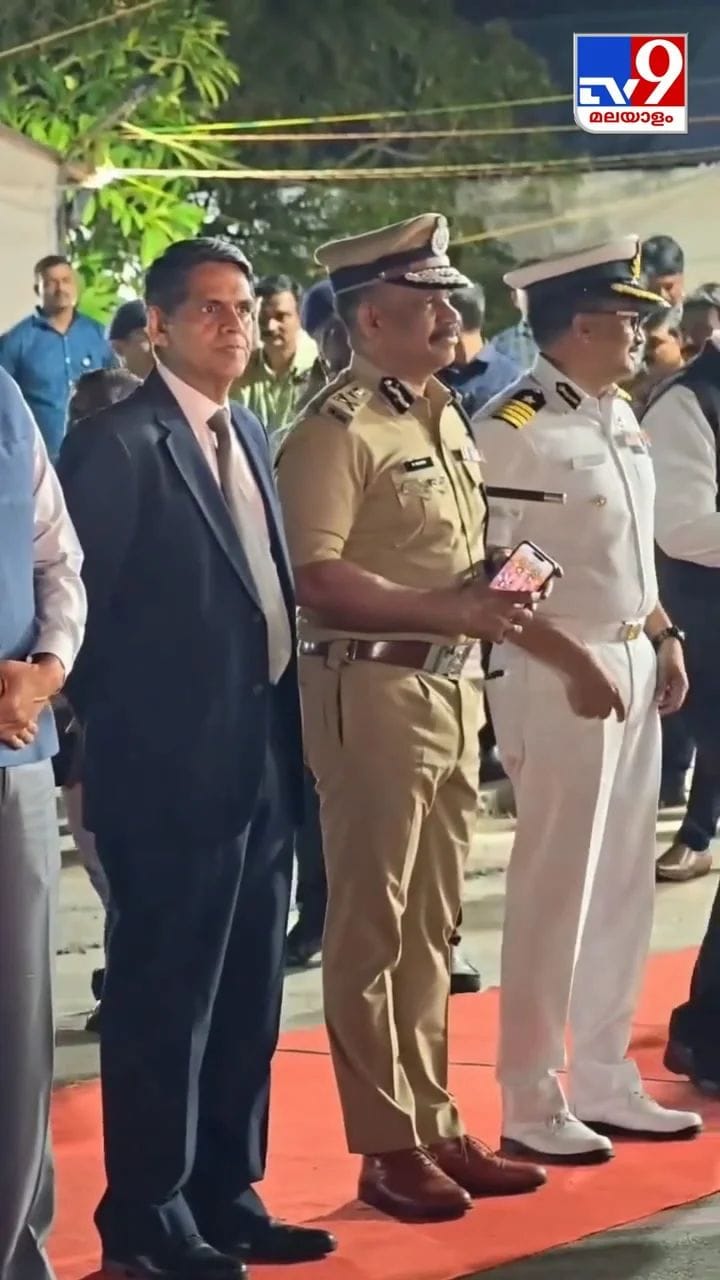 നിയുക്ത ഗവർണർ ഓംപ്രകാശ് മാഥൂറിന് സ്വീകരണം നൽകി മുഖ്യമന്ത്രി