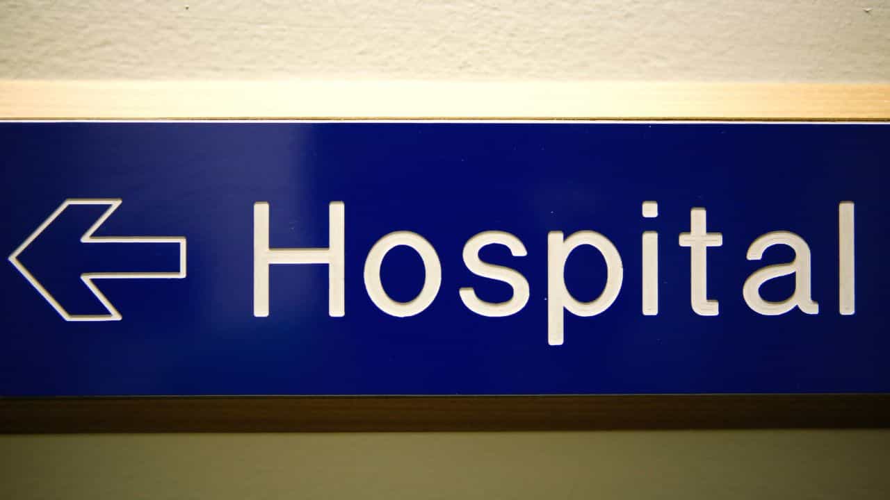 Private Hospital: തോന്നുംപടി വേണ്ട, സ്വകാര്യ ആശുപത്രികളിലെ ചികിത്സാ ചെലവിന് നിയന്ത്രണം വരുന്നു Private Hospital: തോന്നുംപടി വേണ്ട, സ്വകാര്യ ആശുപത്രികളിലെ ചികിത്സാ ചെലവിന് നിയന്ത്രണം വരുന്നു