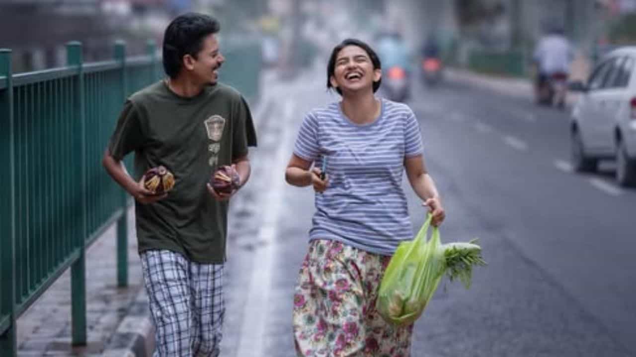 ഇനി ആഷ്ലിയും ജോയലും ഒന്നിച്ച്! ബെത്ലഹേമിന് ശേഷം മമിതയും സംഗീതും ഒന്നിക്കുന്ന ഹലോ ഡിയർ കാണാം, സേവ് ദ ഡേറ്റ്! ഇനി ആഷ്ലിയും ജോയലും ഒന്നിച്ച്! ബെത്ലഹേമിന് ശേഷം മമിതയും സംഗീതും ഒന്നിക്കുന്ന ഹലോ ഡിയർ കാണാം, സേവ് ദ ഡേറ്റ്!