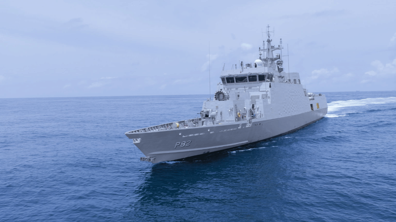 INS Mangrol-VIDEO: കൊച്ചിൻ കപ്പൽശാലയിൽ നിർമ്മിച്ച കരുത്തൻ; ഐ.എൻ.എസ് മംഗ്രോൾ ഇനി ഇന്ത്യൻ കപ്പൽപ്പടയുടെ ഭാഗം INS Mangrol-VIDEO: കൊച്ചിൻ കപ്പൽശാലയിൽ നിർമ്മിച്ച കരുത്തൻ; ഐ.എൻ.എസ് മംഗ്രോൾ ഇനി ഇന്ത്യൻ കപ്പൽപ്പടയുടെ ഭാഗം