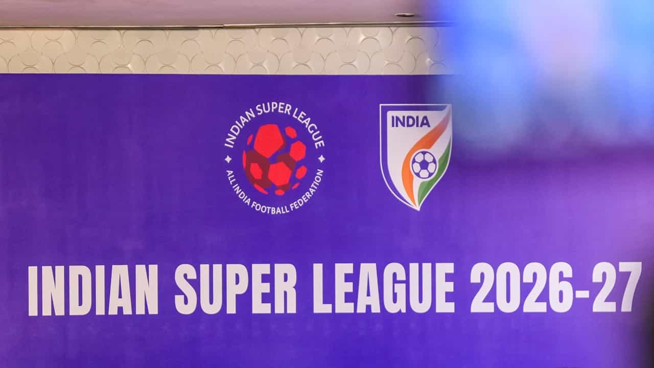 ISL 2026-27: ഇത് കൊള്ളാമല്ലോ! ഐഎസ്എല് സൗജന്യമായി കാണാം; യൂട്യൂബില് തത്സമയം ISL 2026-27: ഇത് കൊള്ളാമല്ലോ! ഐഎസ്എല് സൗജന്യമായി കാണാം; യൂട്യൂബില് തത്സമയം