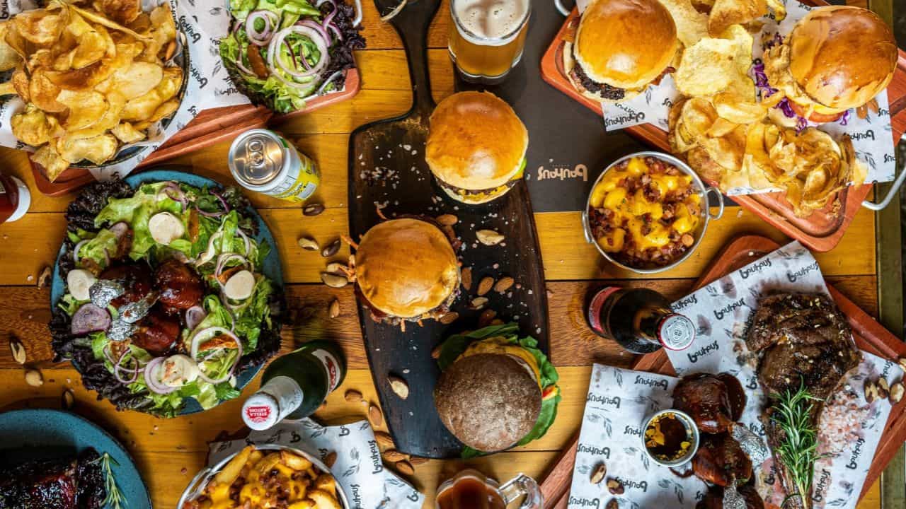 How to Stop Junk Food Cravings: ജങ്ക് ഫുഡിനോടുള്ള കൊതി എങ്ങിനെ മാറ്റം? ഇക്കാര്യങ്ങൾ ഒന്ന് പരീക്ഷിച്ച് നോക്കൂ !