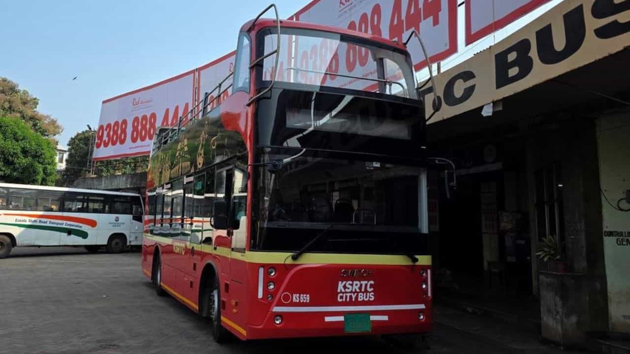 KSRTC Double Decker Bus: കെഎസ്ആർടിസി ഡബിൾ ഡെക്കറിൽ കണ്ണൂർ ചുറ്റാം; സമയവും ടിക്കറ്റ് നിരക്കും അറിയാം