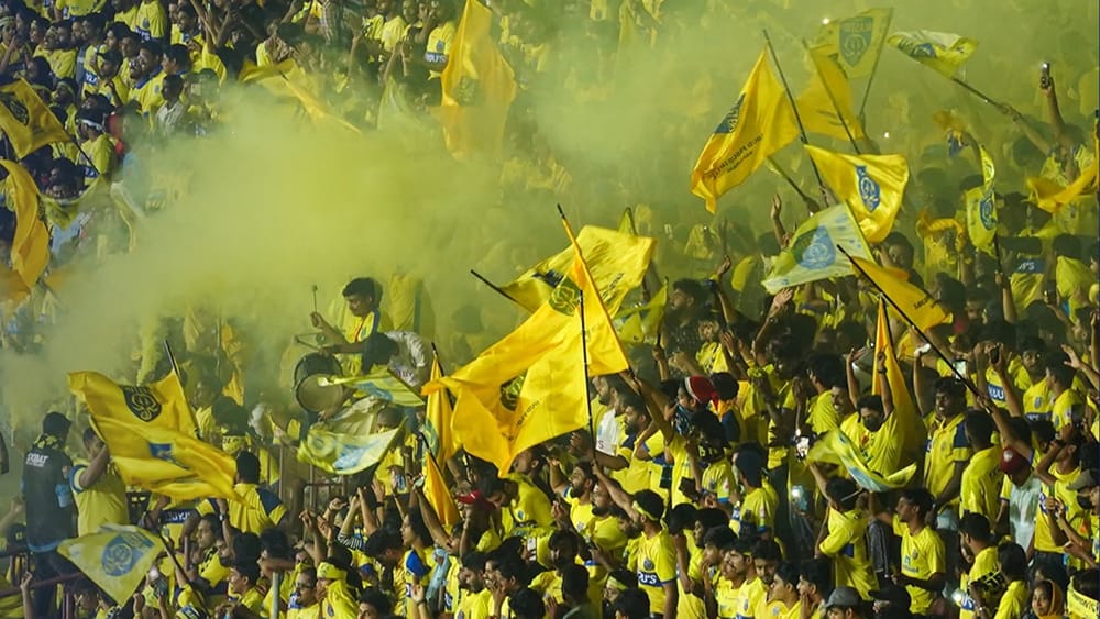 Kerala Blasters: ഗാലറികള്‍ നിറയ്ക്കാന്‍ ബ്ലാസ്‌റ്റേഴ്‌സ് ആരാധകര്‍; ടിക്കറ്റുകള്‍ ചൂടപ്പം പോലെ വിറ്റുതീരുന്നു! പ്രത്യേക സര്‍വീസുമായി കൊച്ചി മെട്രോ