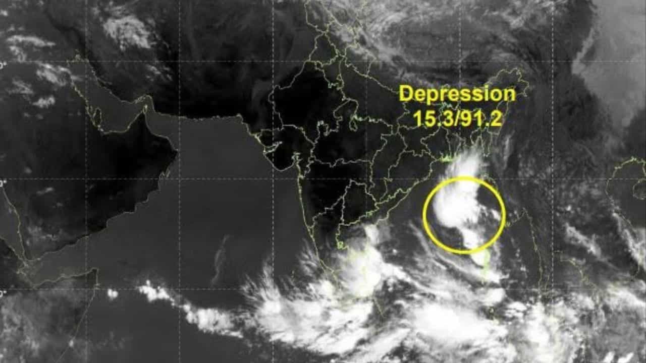 Kerala Weather Update: മഴ മുന്നറിയിപ്പിൽ മാറ്റം! സംസ്ഥാനത്ത് ശക്തമായ മഴ ഈ ജില്ലകളിൽ Kerala Weather Update: മഴ മുന്നറിയിപ്പിൽ മാറ്റം! സംസ്ഥാനത്ത് ശക്തമായ മഴ ഈ ജില്ലകളിൽ