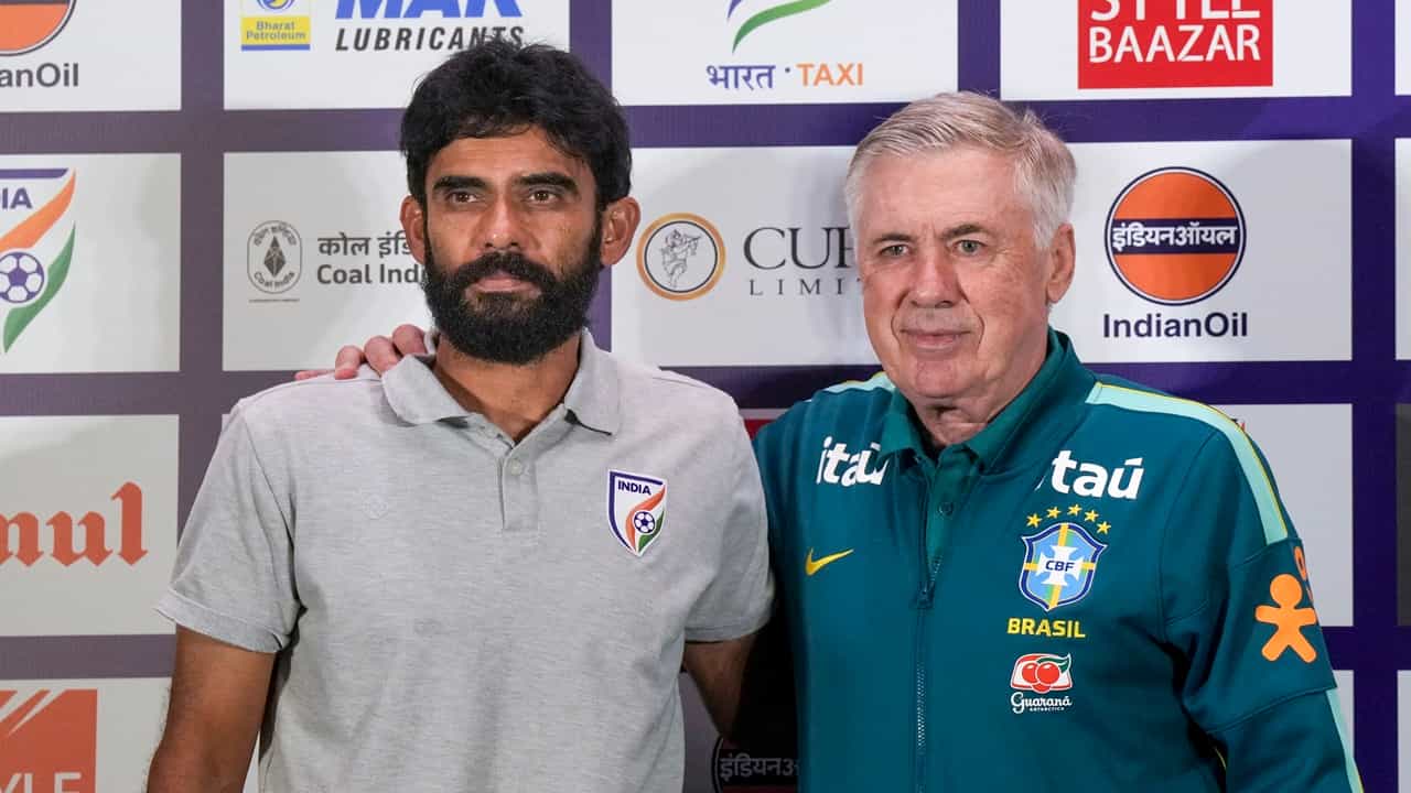 India vs Brazil: ആന്സലോട്ടിയുടെ മനം നിറച്ച് ഇന്ത്യയുടെ പ്രതിരോധം; ഗുര്പ്രീതിനെ ചേര്ത്തുപിടിച്ച് ജമീൽ India vs Brazil: ആന്സലോട്ടിയുടെ മനം നിറച്ച് ഇന്ത്യയുടെ പ്രതിരോധം; ഗുര്പ്രീതിനെ ചേര്ത്തുപിടിച്ച് ജമീൽ