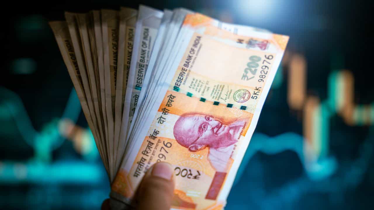 8th Pay Commission: ലീവ് എൻകാഷ്മെന്റ് പരിധി 450 ദിവസം? 8-ാം ശമ്പള കമ്മീഷനിൽ അവധി നേട്ടവും! 8th Pay Commission: ലീവ് എൻകാഷ്മെന്റ് പരിധി 450 ദിവസം? 8-ാം ശമ്പള കമ്മീഷനിൽ അവധി നേട്ടവും!