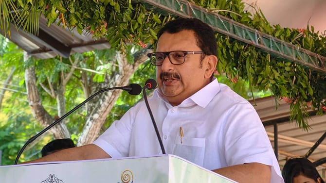 1500 ഡോക്ടർമാരുടെയും 500 നഴ്‌സുമാരുടെയും തസ്‌തികകൾ സൃഷ്‌ടിക്കും