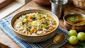 Amla Resam Rice Recipe: നെല്ലിക്കയിട്ട രസം റൈസ് ഒന്ന് പരീക്ഷിച്ചാലോ?; ഉച്ചയൂണിന് പ്ലേറ്റ് കാലിയാകും...